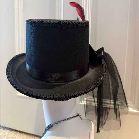 Heart top hat main image 9
